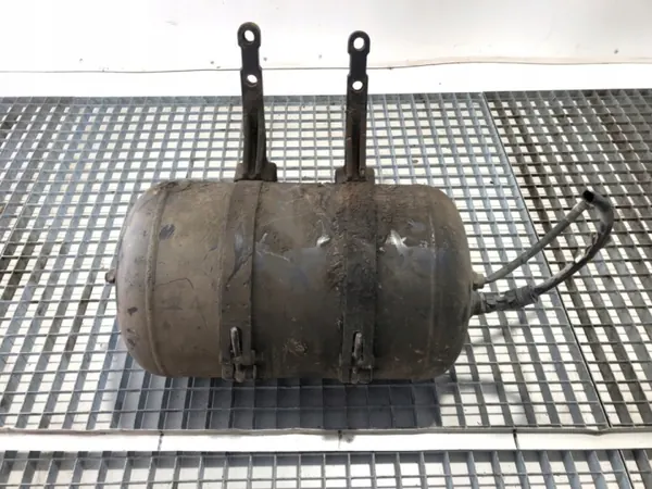 Tanque de ar OEM 21187789 para Volvo FH II - Usado image 2