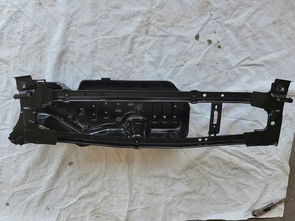 Suporte tanque AdBlue Jeep Compass II OEM 68377507AA image 6
