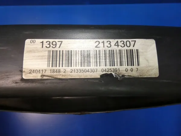 Mercedes E-Klasse W213 Hinterachsschwinge OEM 2134307 image 3
