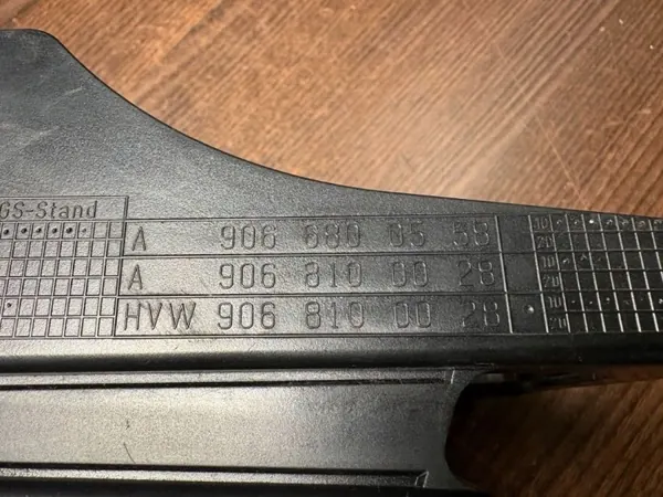 Instrumentbräda dryckeshållare Fram Volkswagen Crafter OEM 9066800558 image 7