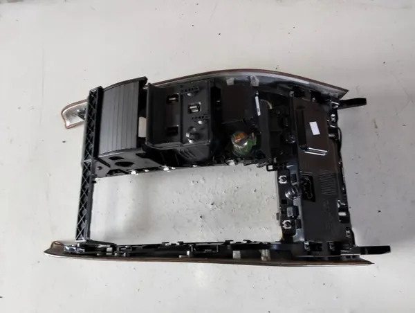 Panel AC OEM DZK6860 para Range Rover Sport L320 image 3