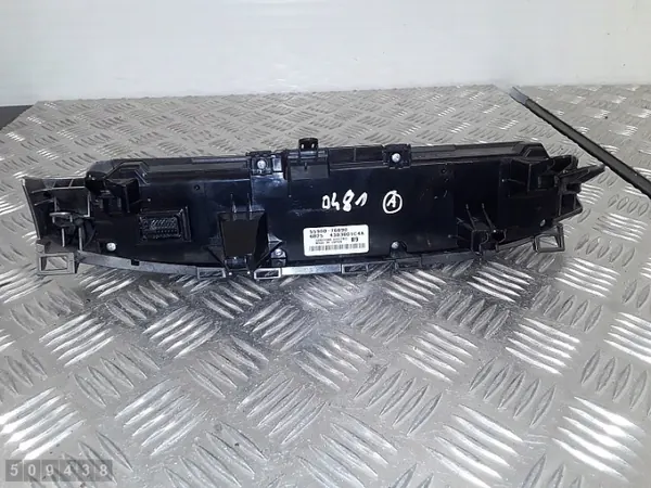Module de contrôle AC Lexus CT200h OEM 5590076090 image 4