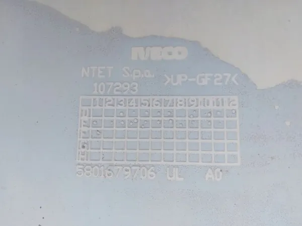 Iveco Stralis Hi-Way Spoiler OEM stralis hi-way image 3