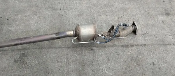Silencieux arrière OEM A2474910400 pour Mercedes Classe A W177 image 6