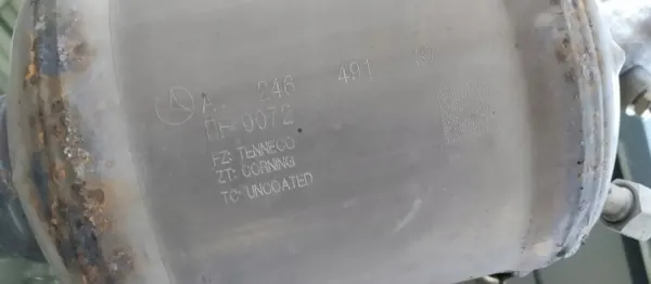 Silencieux arrière OEM A2474910400 pour Mercedes Classe A W177 image 7