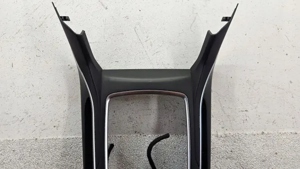 Peugeot 308 T9 keskikonsolin runko OEM 98088089XU image 6