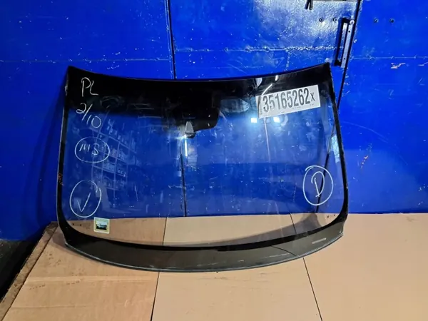 Gebrauchte Volvo OE Frontscheibe OEM 31402731 image 2