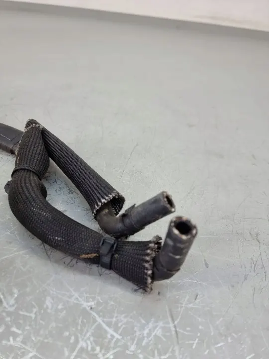 Conduto de abastecimento AdBlue Land Rover Evoque II OEM M8d28c508ad image 3