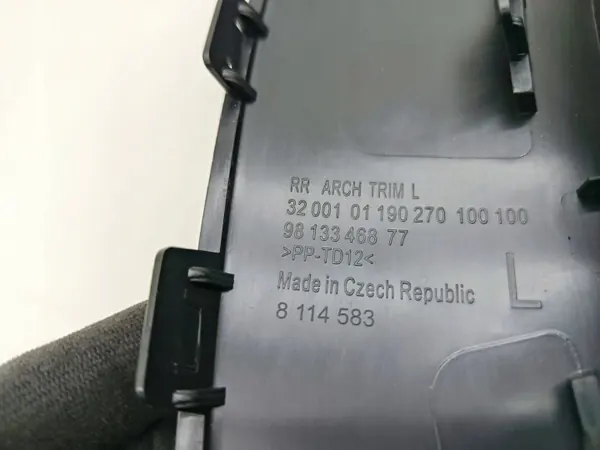 OEM 8114583 Bande de Pare-choc Arrière Gauche Citroen C3 III image 6