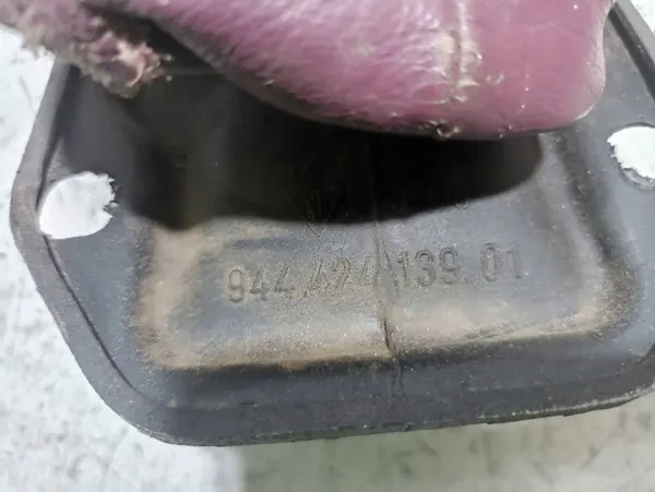 Porsche 968 Versnellingspook OEM FIE5599 - Gebruikt image 6