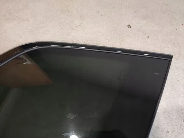 Ventana lateral trasera derecha Volvo XC90 OEM 32368092 image 5