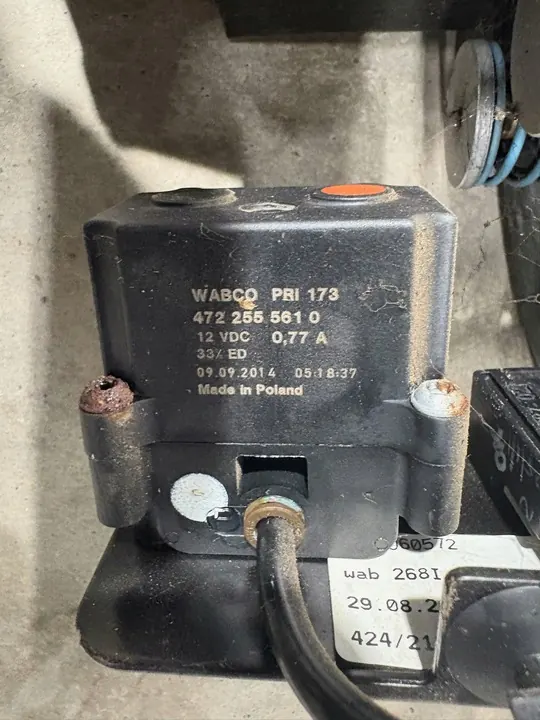 Compressore di sospensione BMW OE 6864215 image 5