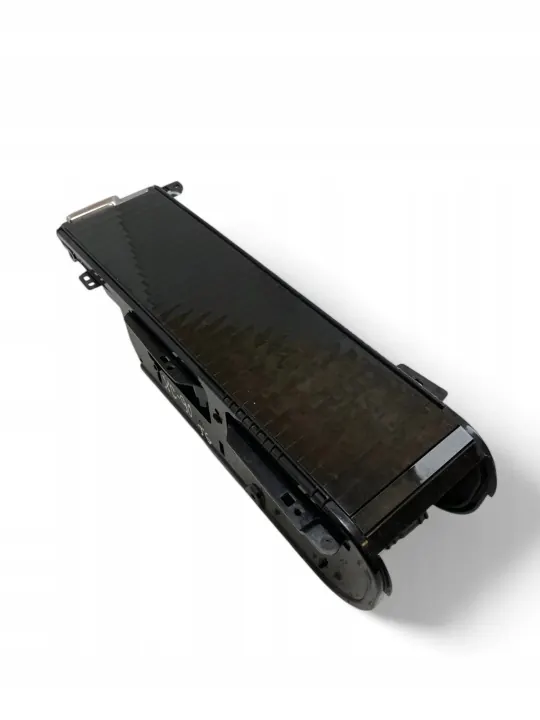 Sujetavasos Volvo XC90 OEM 31389958 Salpicadero image 5