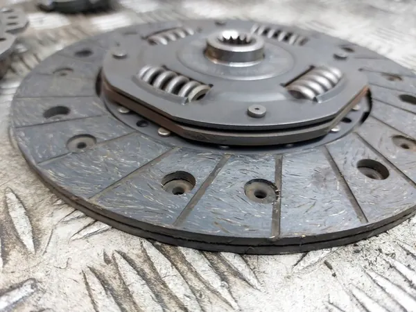 Kytkinlevy + Painelevy + Laakeriyhdistelmä Opel Combo C 1.7 DI image 3