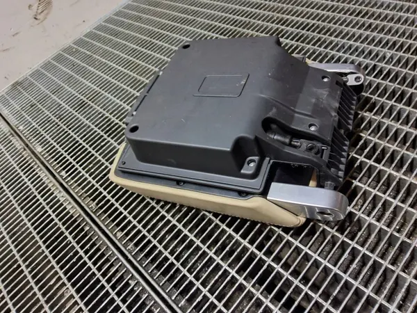 Accoudoir console Land Rover Range Rover L322 OEM SKE55748 image 6
