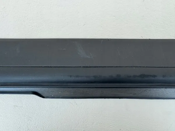 OEM 87752-N7000 Oikea etukynnyssuojus image 3