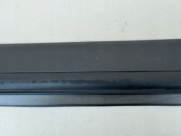 OEM 87752-N7000 Oikea etukynnyssuojus image 4