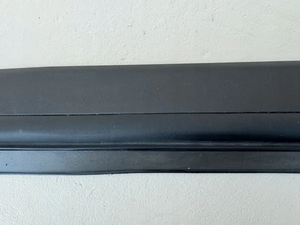 OEM 87752-N7000 Oikea etukynnyssuojus image 5