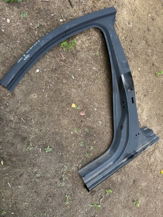 OEM 5FE809605B B-pilarin peite vasen Seat Leon IV image 3