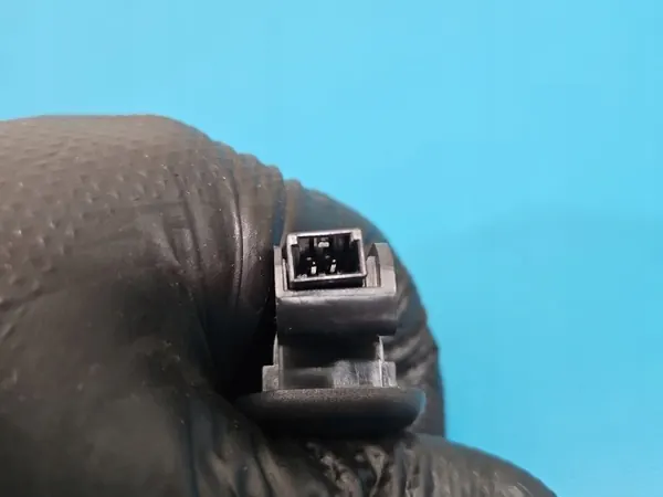 Visera derecha Audi A4 B9 OEM 8W0857552 image 6