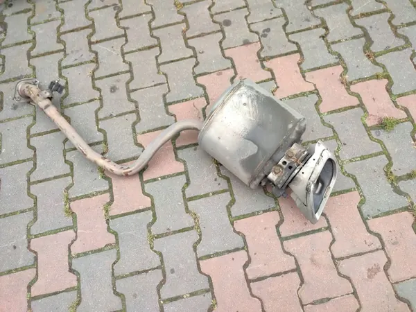 Lexus RC Bakre avgasrör OEM 23606 - Begagnad image 2