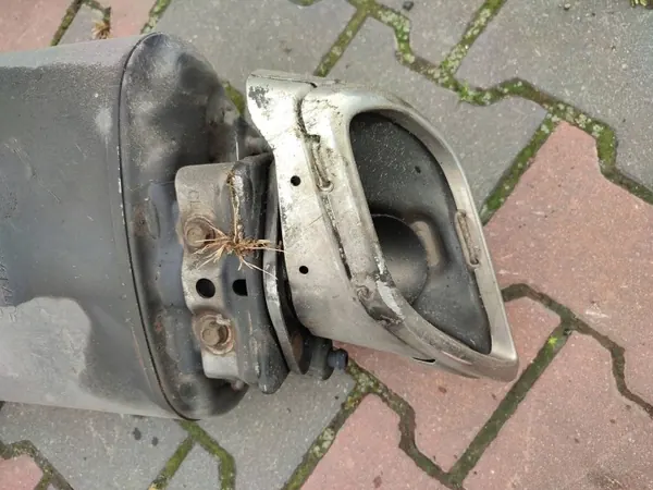 Lexus RC Bakre avgasrör OEM 23606 - Begagnad image 4