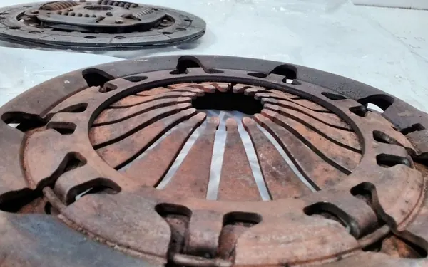 Kytkin Citroen Berlingo 2007 image 3