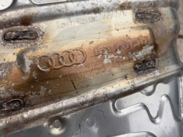Audi OE 4H0253411N Mittlerer Auspufftopf für S8 A8 D4 image 4