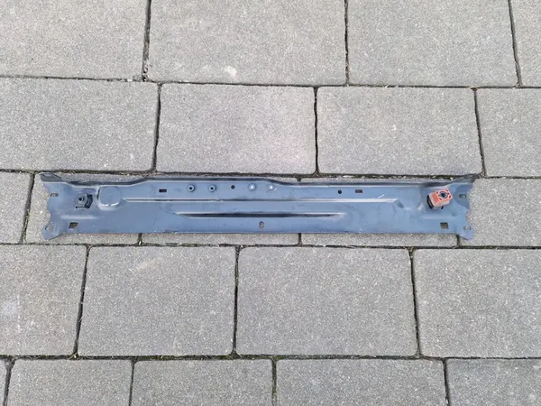 MERCEDES C-KLASA W204 Rinforzo Superiore Anteriore A2046200072 image 5