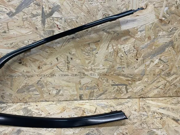 PEUGEOT 508 II KOMBI Taka Oikea Ikkunalista OEM image 3