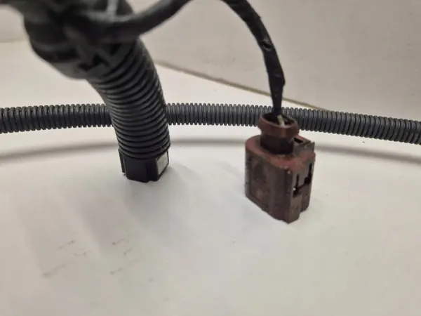 Audi AdBlue-letku OEM 4G0131984AF - Käytetty Kunnossa image 3