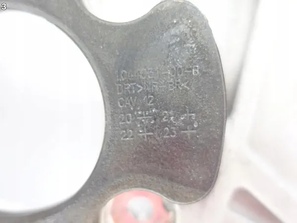 Soporte amortiguador delantero izquierdo Tesla Model 3 OEM 1044032-00-C image 4