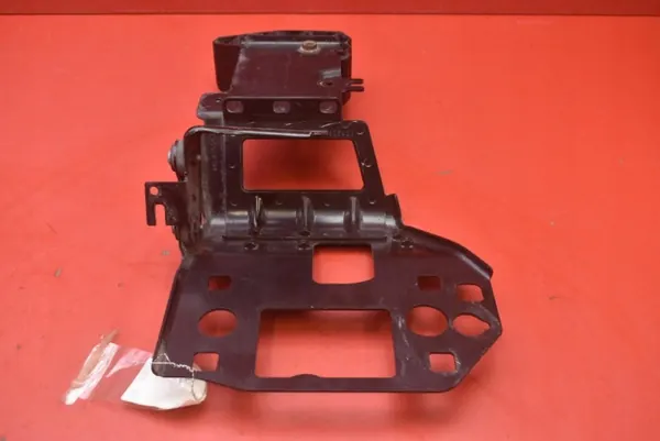 Support de Pompe à Eau OEM 4KE805851A Audi image 6