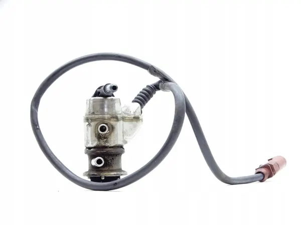 AdBlue-suutin OEM 04L131113J Audi 2.0 TDI:lle image 2