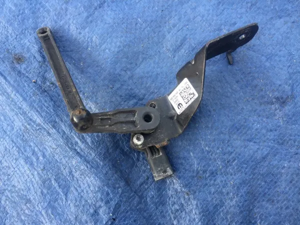 Sensor de suspensión neumática trasera OEM 68378647AB Jeep image 2