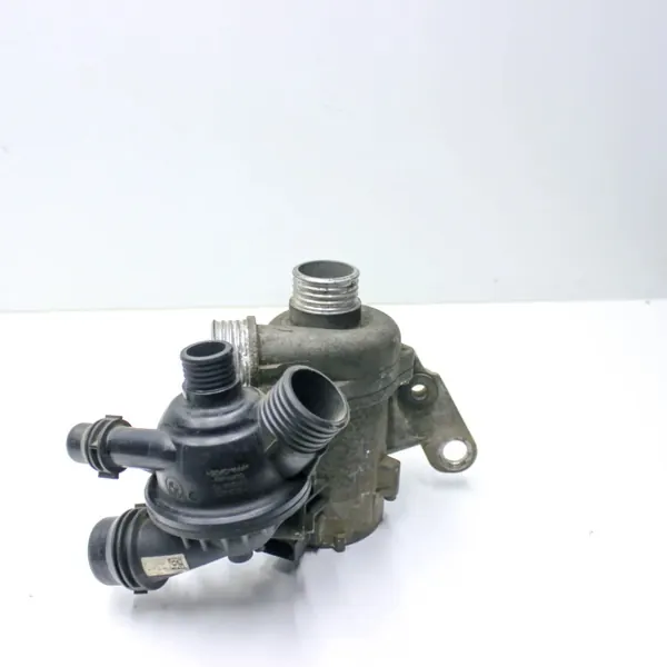 Bomba de agua OEM 7028532 para BMW 3 E90/E91 image 3