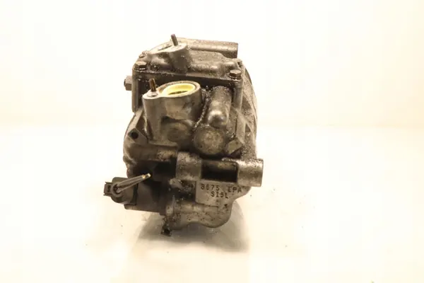 Ilmastointikompressori Volkswagen Golf V 1.9TDI image 3