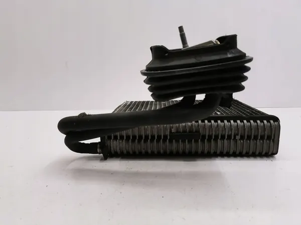 Saab 9-3 Ver2 2007 AC-kondensaattori image 2