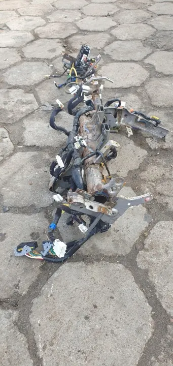 Kia Rio IV Dashboardbalkframe OEM - Gebruikt image 4