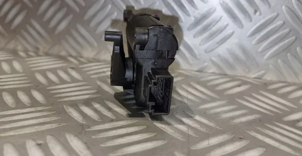 VW Touareg Porsche Cayenne Verwarmingsklep Actuator 7L0907511E image 3