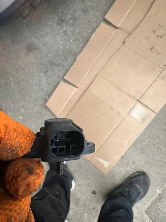 Mercedes-Benz A0061531628 MAP sensor image 2