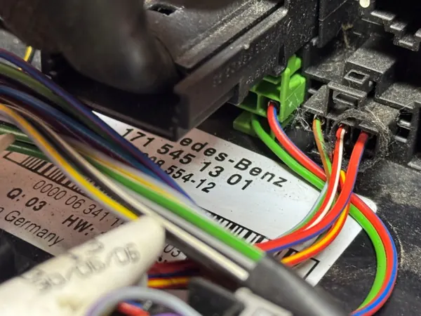 Mercedes SAM-modul OEM 1715451301 för R171 image 3