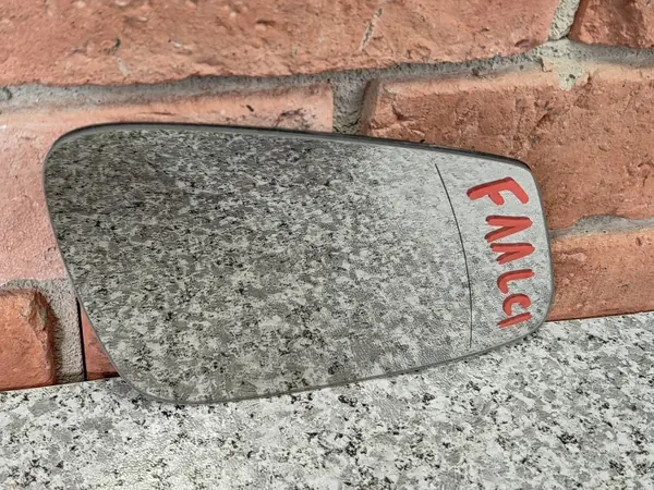 Lämmitetty oikea laajakulmapeililasi OEM 7459542 image 3