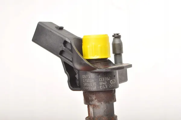 BENTAYGA 4.0 TDI INIETTORI 057130277BE 0445118013 image 2