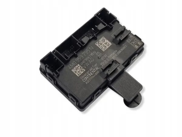 Módulo de porta Audi e-tron 2021 OEM 4M0959795N image 4