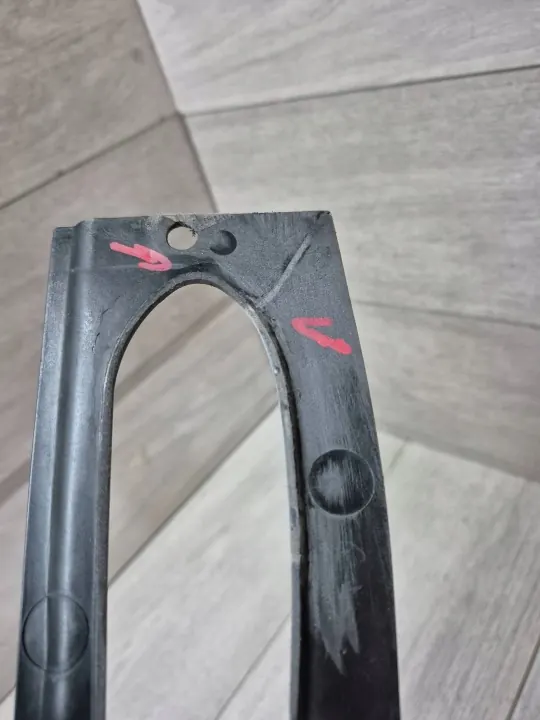 Ferrari 458 Italia Spider vänster lock OEM 82277400 image 7