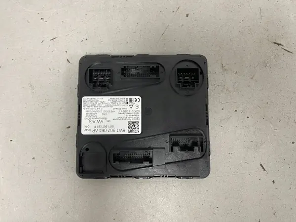 Gebrauchtes Komfortsteuergerät OEM 8W1907064AP image 2