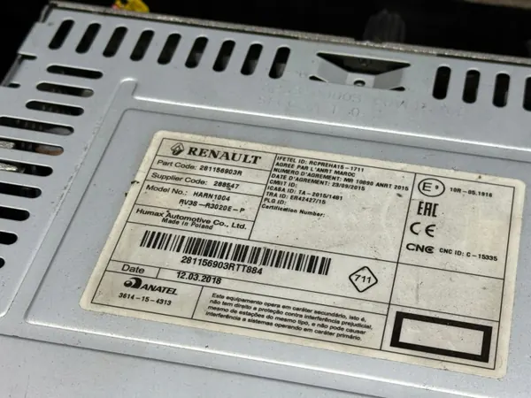 Radio Mercedes Citan OEM 281156903R - Usado image 4