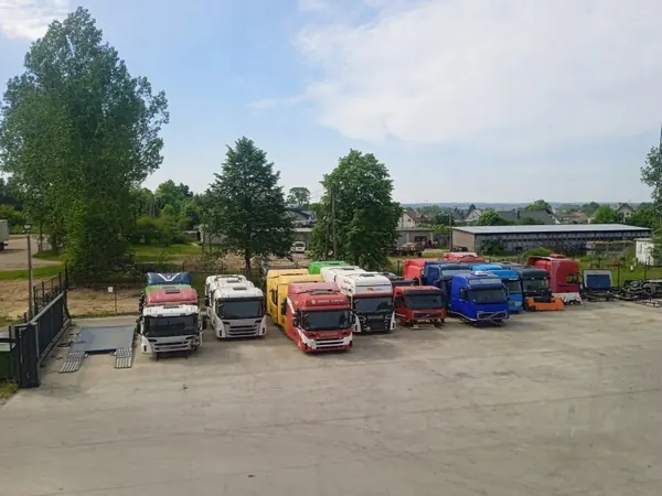 Cabina completa Scania G Highline OEM 1478521 - Usada image 9