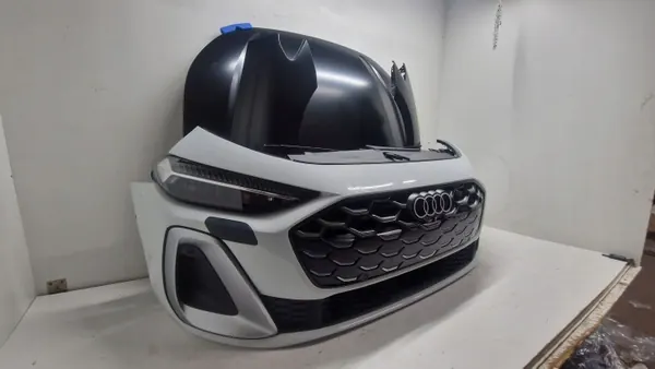 Audi A5 B10 8B Complete Voorbumper Set Gebruikt image 2